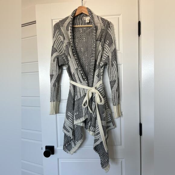 Aniina Knit Handkerchief Cut Open Sweater, Belted Size Large - Picture 6 of 9